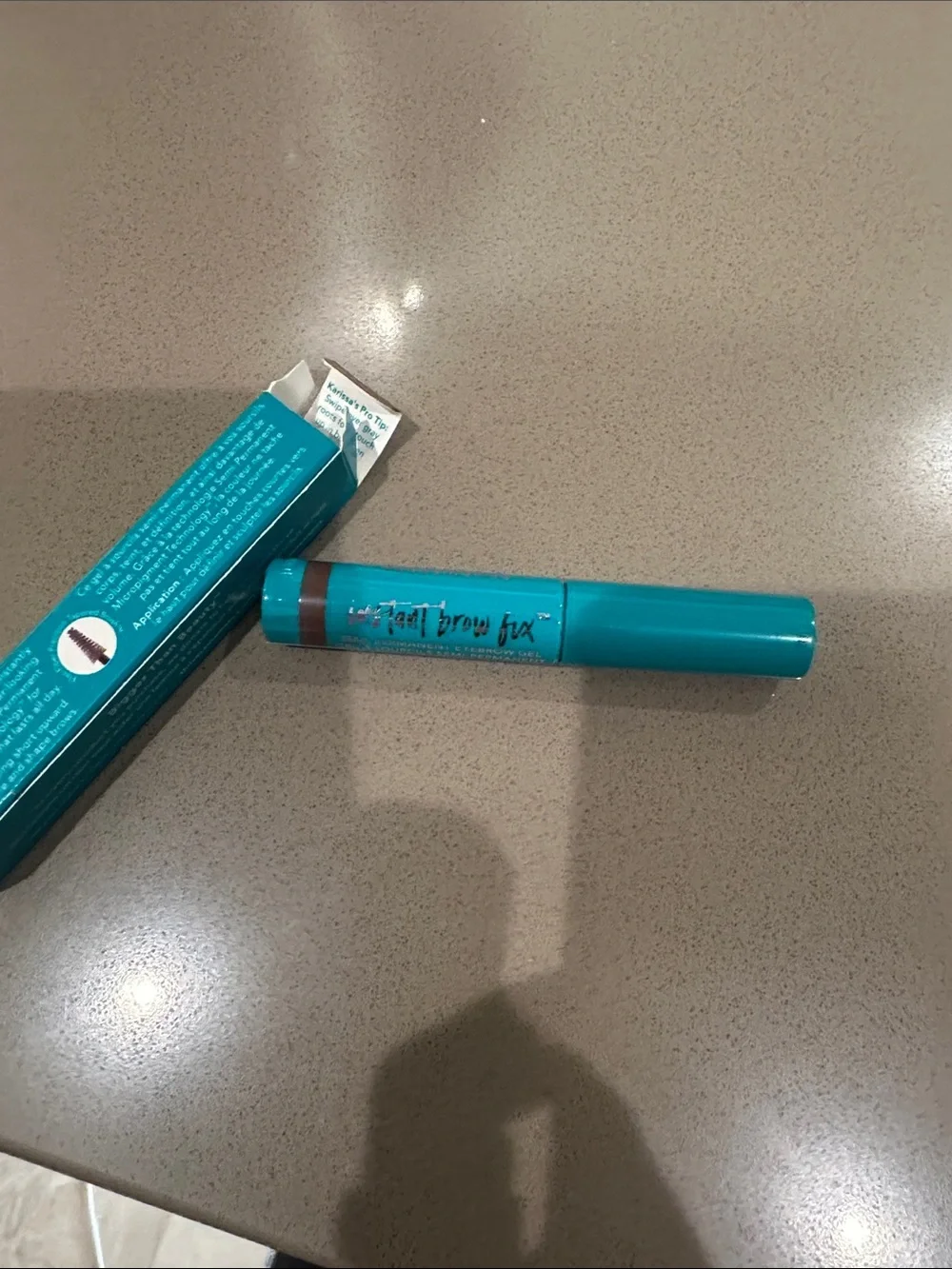Thrive causemetics Instant Brow Fix, Audrey